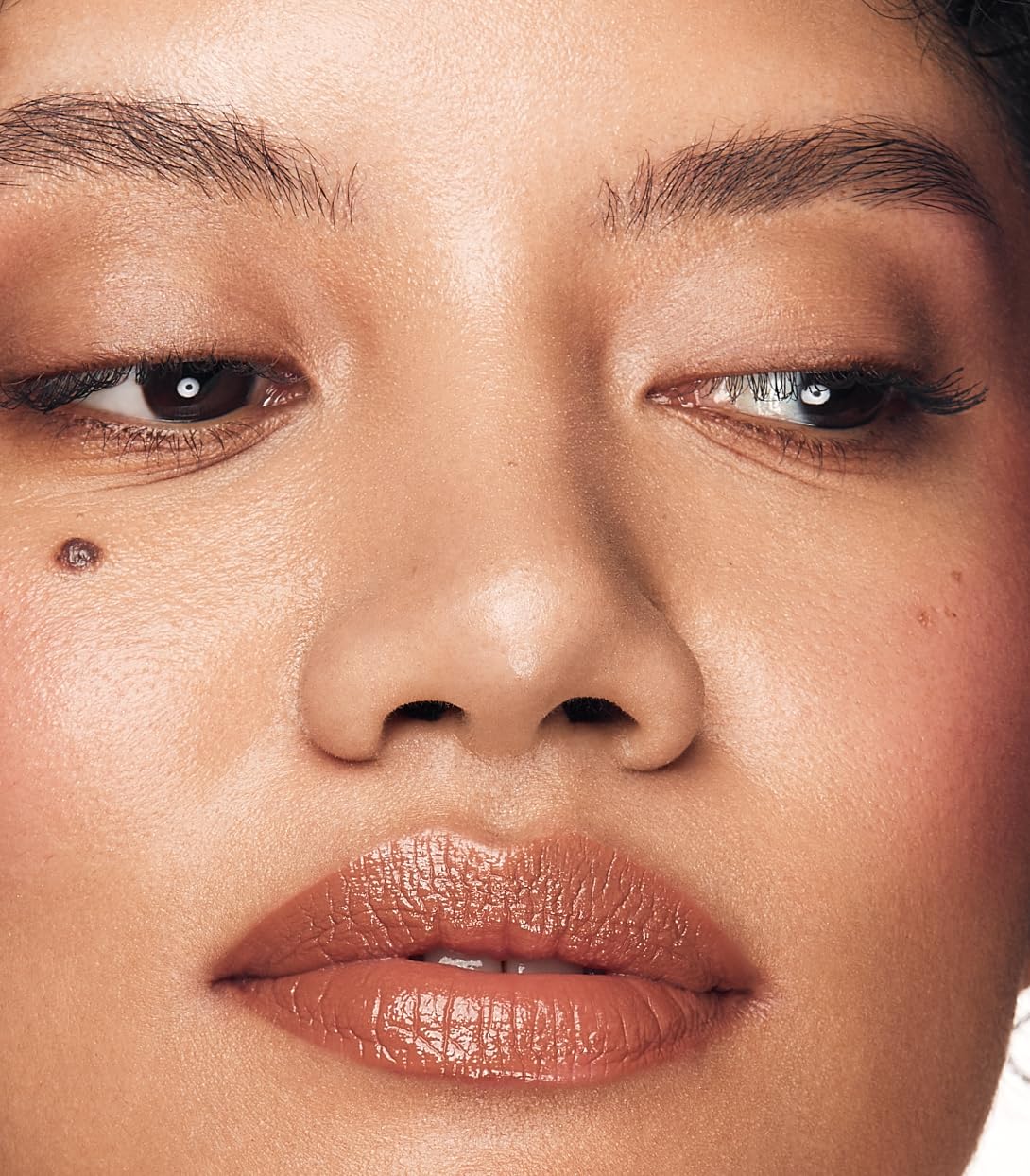 MAKE Beauty Eye Shaping Stylo - Cream Eyeshadow Stick. 4-in-1 Shape, Define, Contour, and Shade Eye Shadow for Versatile Makeup Looks. Long-Lasting Creamy Formula. Shade - Terrain